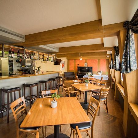 Hotel Restaurant Neuhaus Hertenstein Exteriör bild