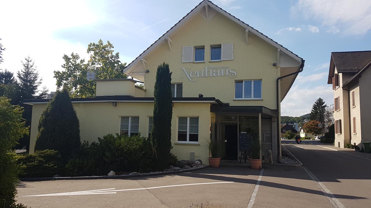 Hotel Restaurant Neuhaus Hertenstein Exteriör bild