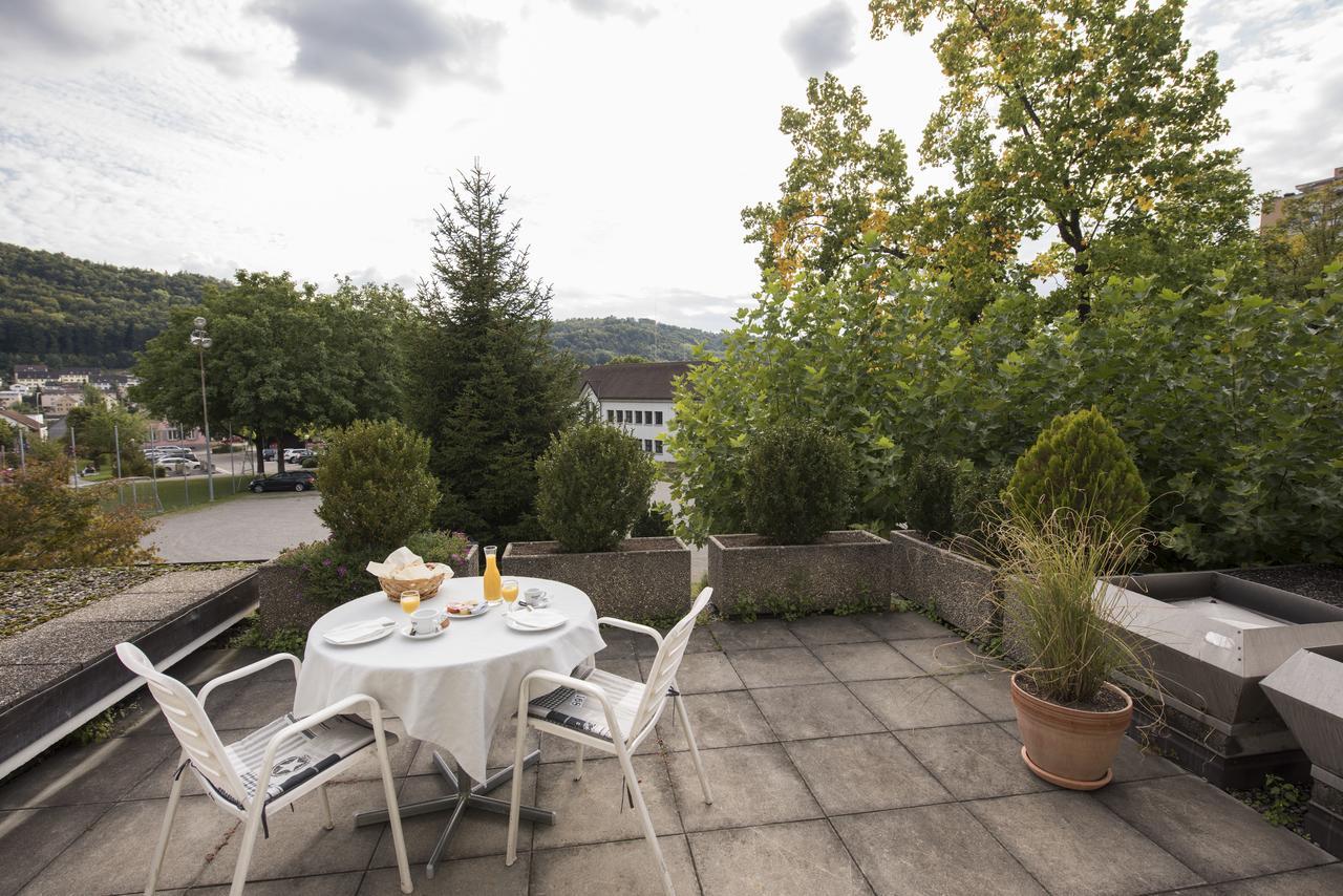 Hotel Restaurant Neuhaus Hertenstein Exteriör bild